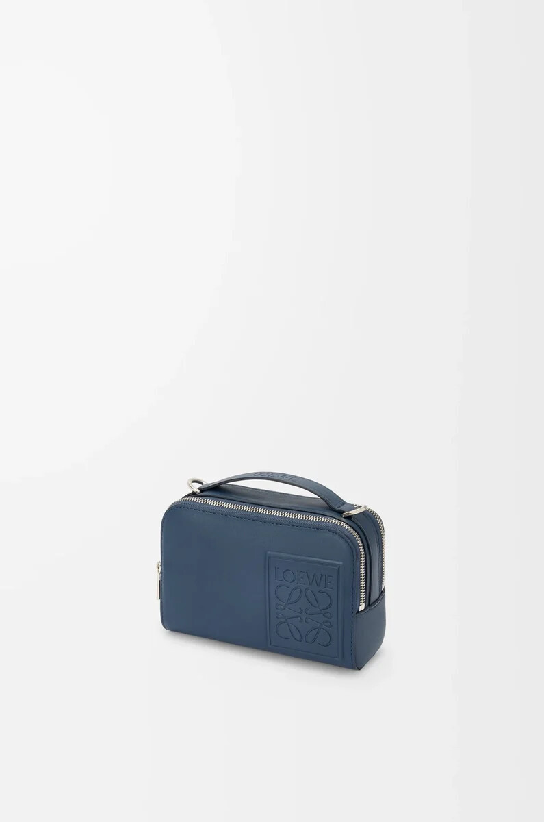 mini borsa a tracolla per fotocamera in pelle di vitello satinata indigo dye