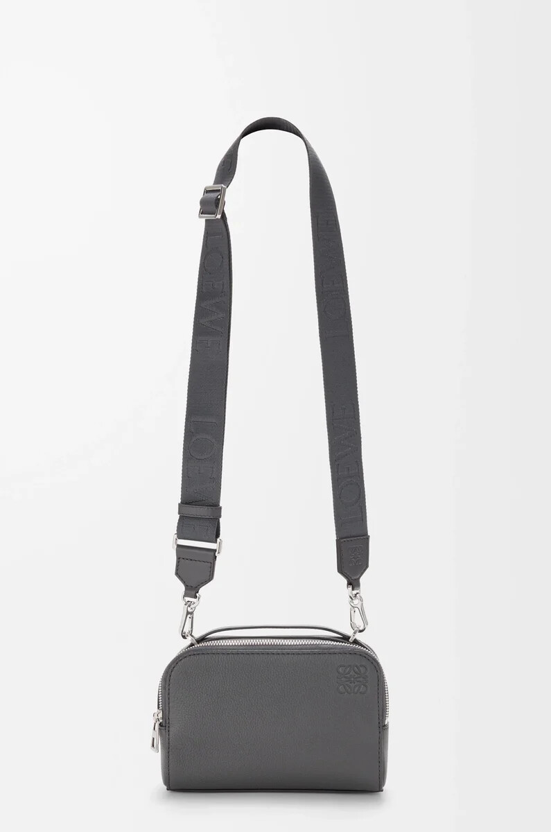 mini borsa a tracolla per fotocamera in morbida pelle di vitello granata antracite