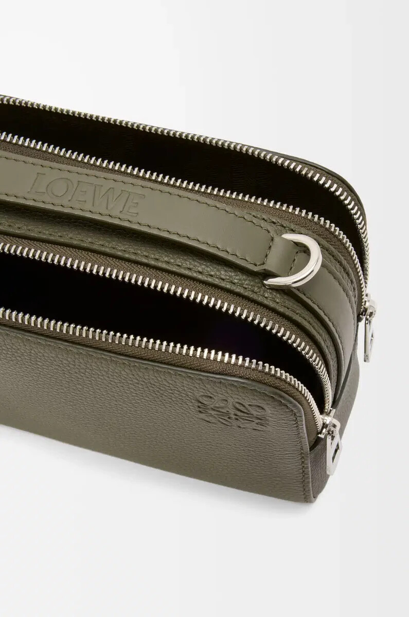 mini borsa a tracolla per fotocamera in morbida pelle di vitello granata verde kaki